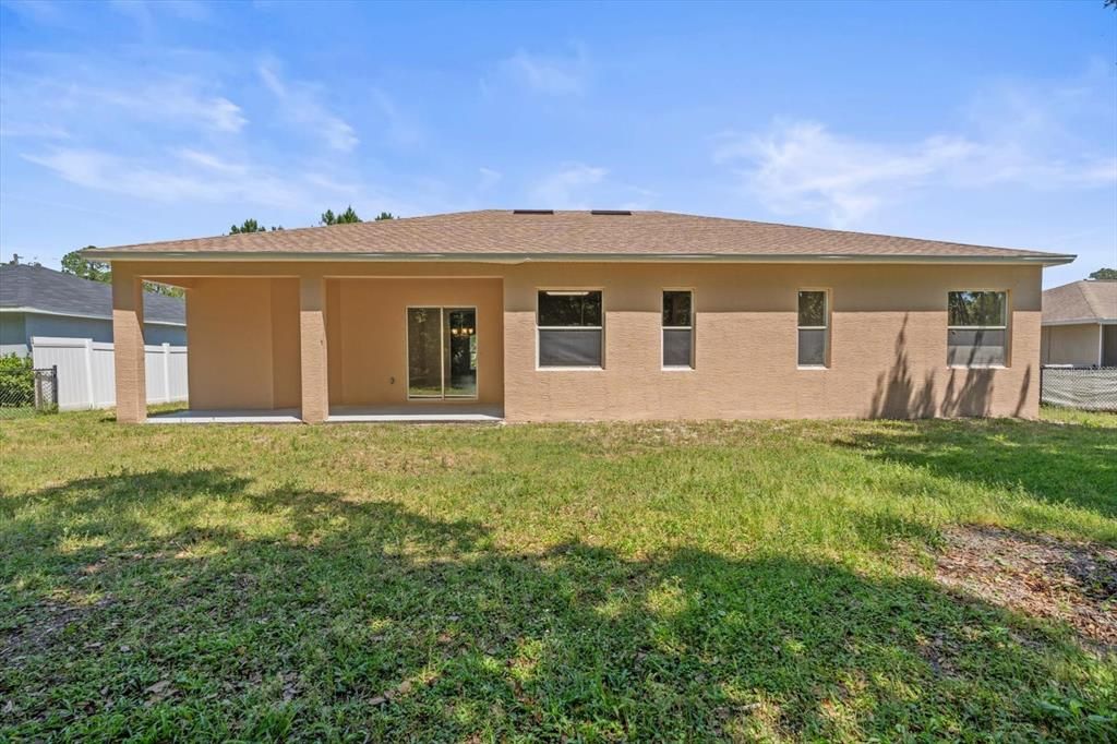 Active With Contract: $319,900 (4 beds, 2 baths, 2138 Square Feet)