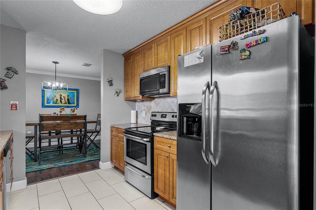 For Sale: $359,900 (3 beds, 2 baths, 1505 Square Feet)