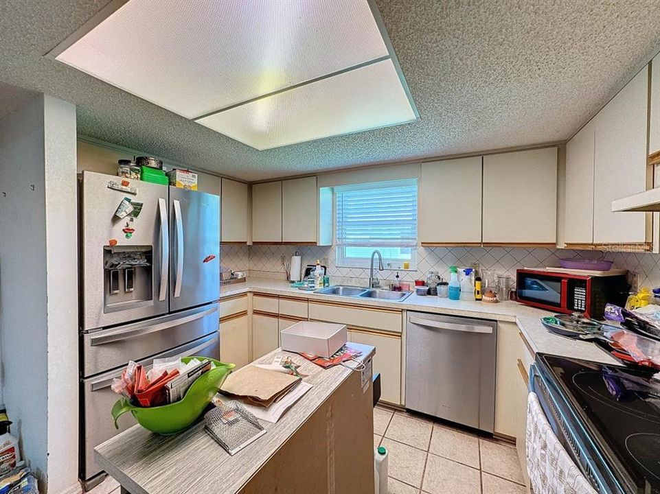 For Sale: $249,500 (3 beds, 2 baths, 1526 Square Feet)