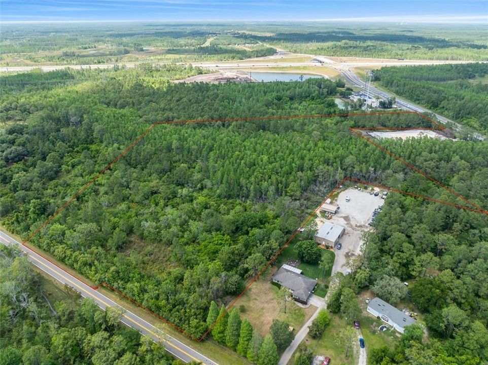 На продажу: $651,000 (17.08 acres)