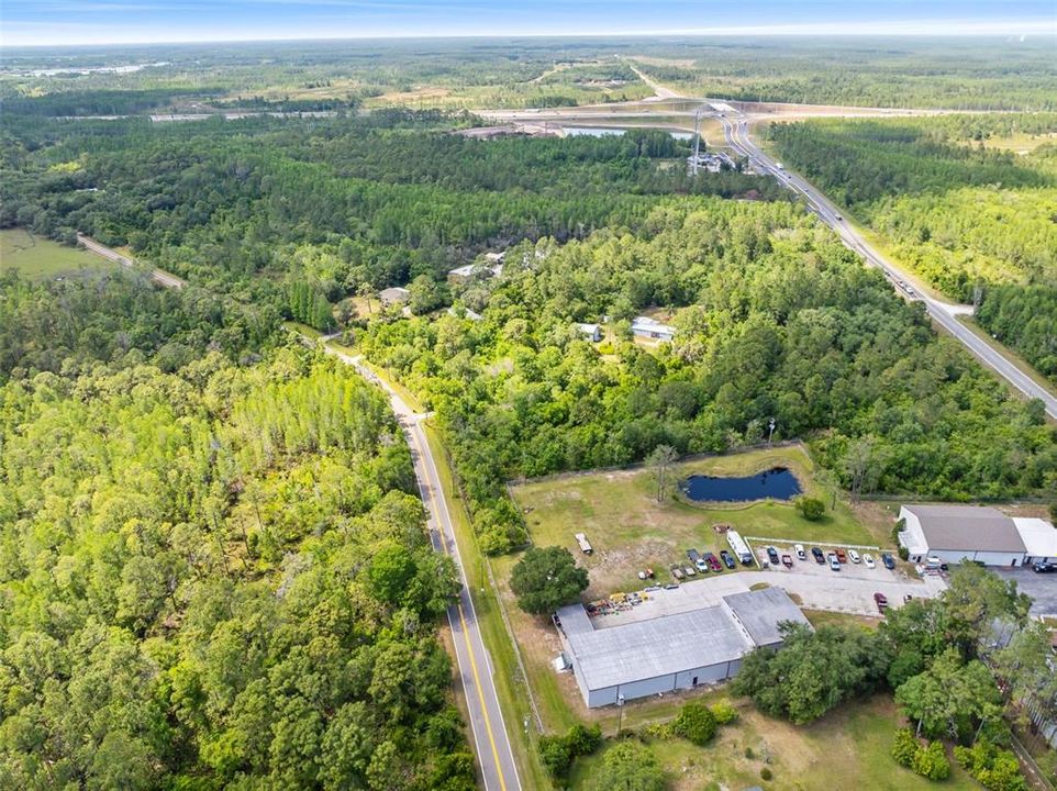 На продажу: $651,000 (17.08 acres)