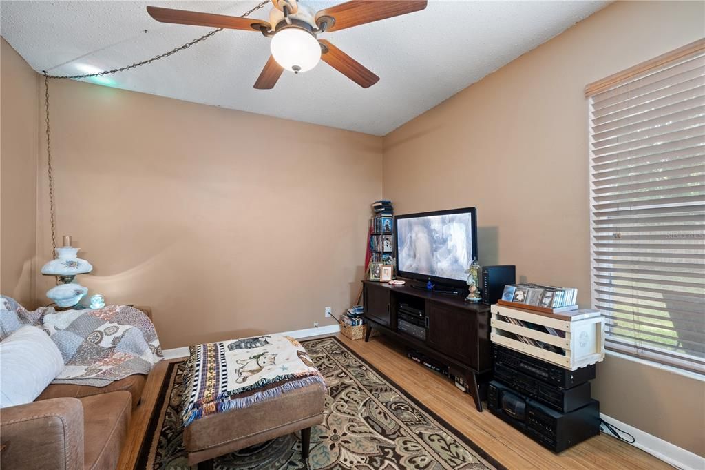 Active With Contract: $299,000 (3 beds, 2 baths, 1458 Square Feet)