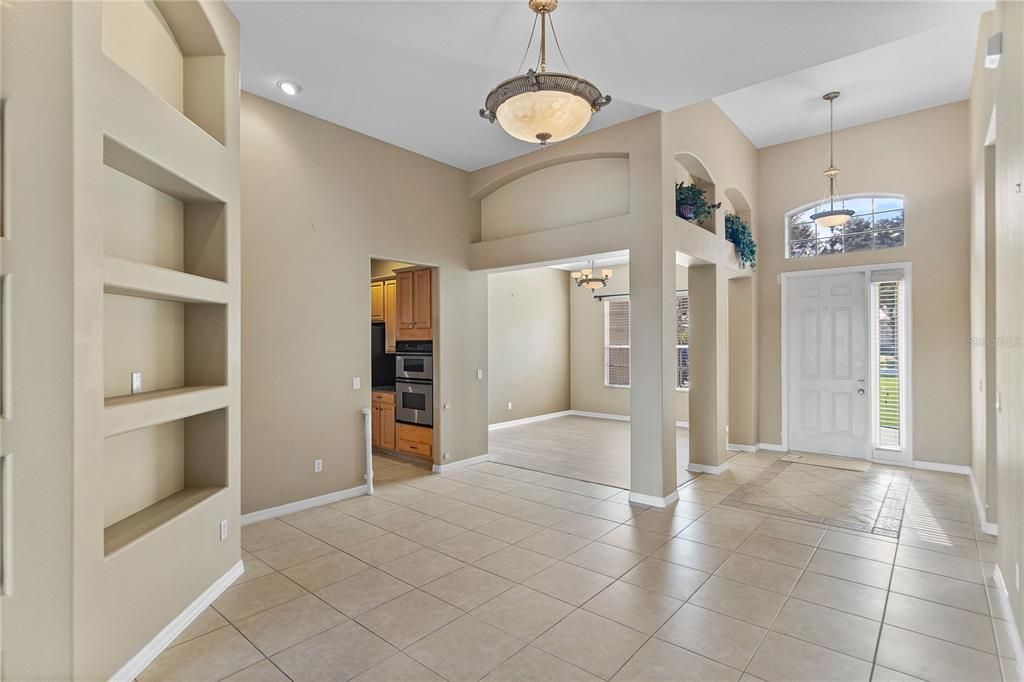 Active With Contract: $575,000 (4 beds, 3 baths, 2812 Square Feet)