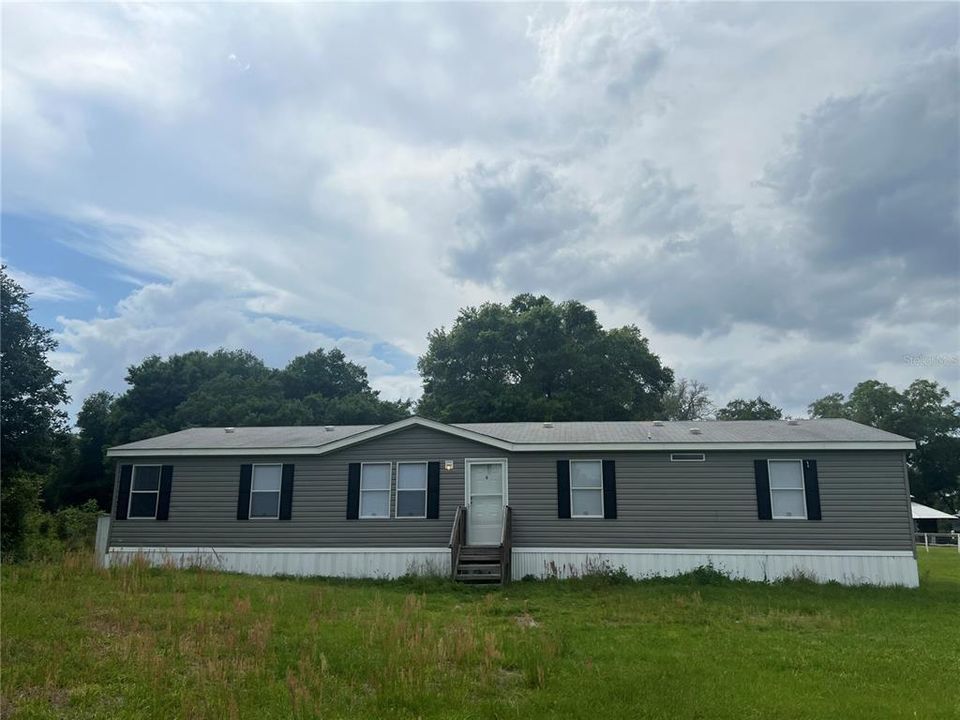 Active With Contract: $199,900 (4 beds, 2 baths, 1792 Square Feet)