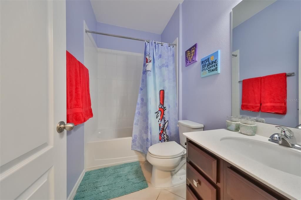 待售: $380,000 (3 贝兹, 2 浴室, 1675 平方英尺)