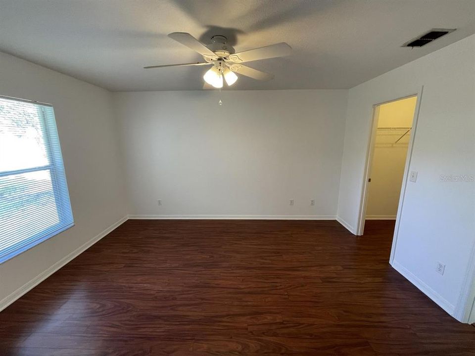 Recently Rented: $2,050 (3 beds, 2 baths, 1209 Square Feet)