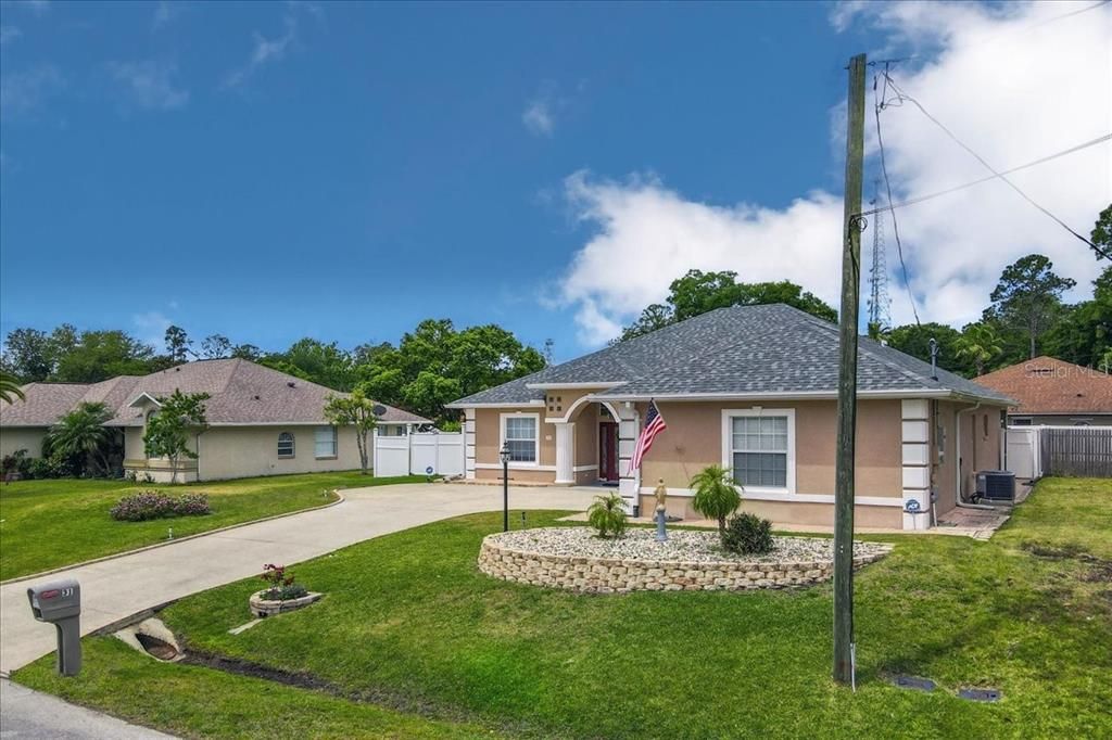 For Sale: $499,900 (3 beds, 2 baths, 2268 Square Feet)