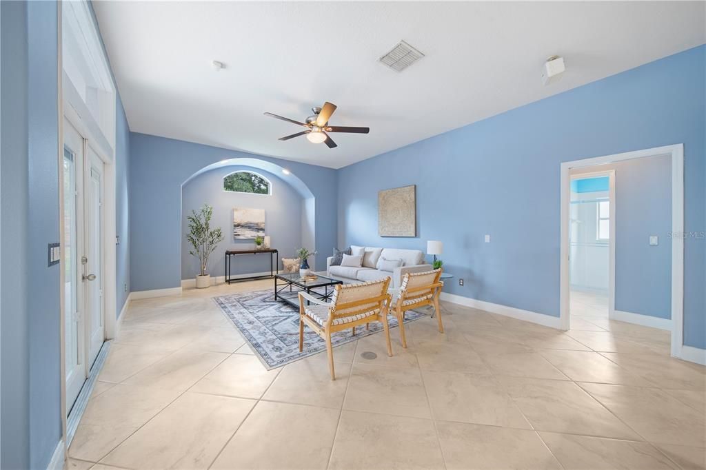 Recently Sold: $649,000 (4 beds, 3 baths, 3095 Square Feet)