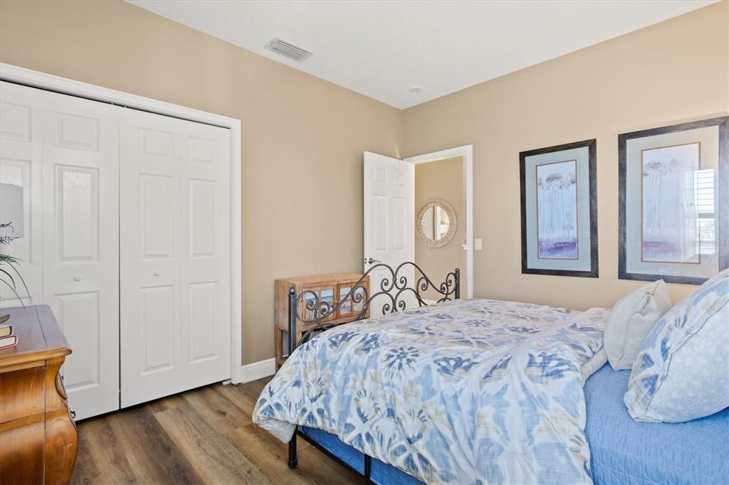 Active With Contract: $1,200,000 (4 beds, 2 baths, 2582 Square Feet)