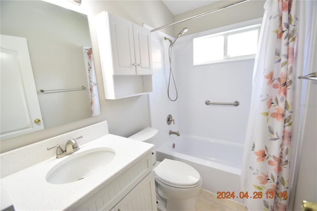 最近租的: $2,395 (4 贝兹, 2 浴室, 1852 平方英尺)