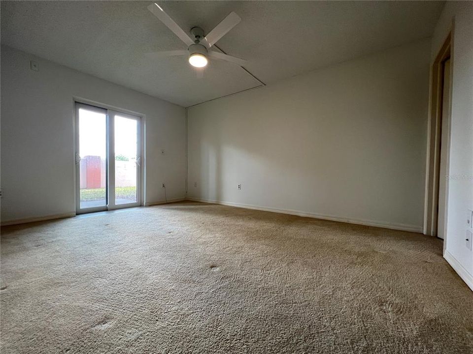 For Sale: $190,000 (2 beds, 2 baths, 1110 Square Feet)