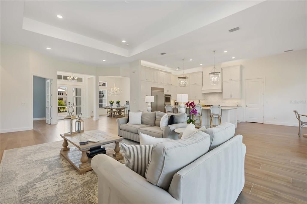 For Sale: $1,995,000 (4 beds, 4 baths, 4841 Square Feet)