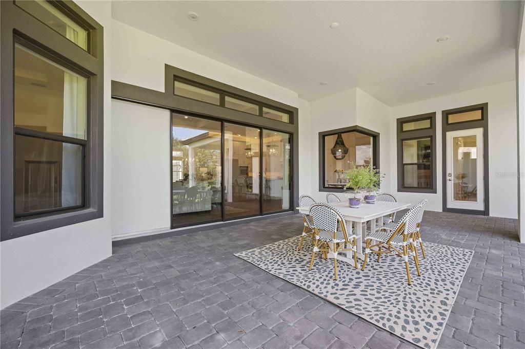 For Sale: $1,995,000 (4 beds, 4 baths, 4841 Square Feet)