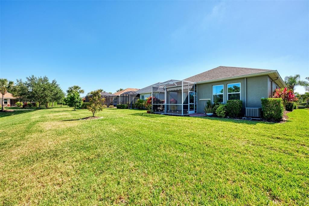 Active With Contract: $395,000 (2 beds, 2 baths, 1636 Square Feet)