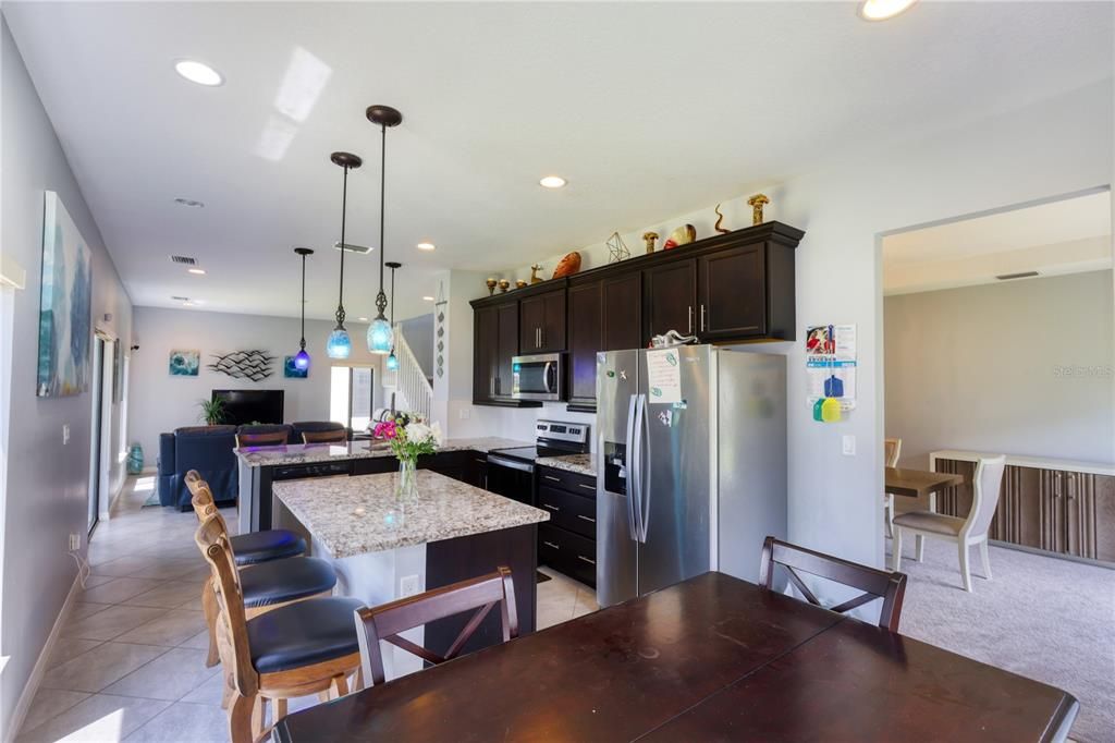 For Sale: $545,000 (4 beds, 3 baths, 3102 Square Feet)