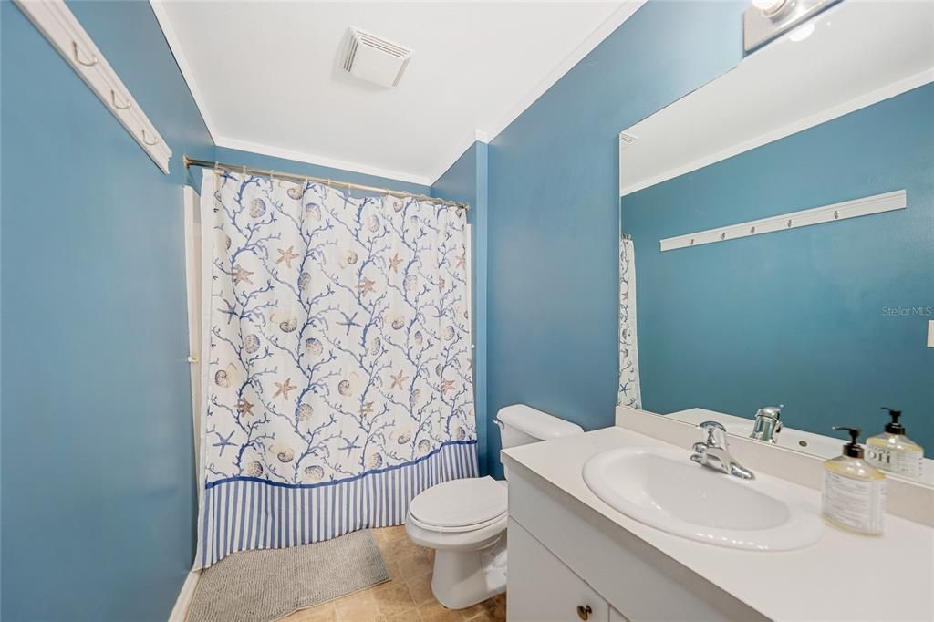 待售: $420,000 (4 贝兹, 2 浴室, 1908 平方英尺)
