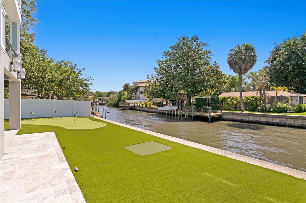 Active With Contract: $3,750,000 (4 beds, 4 baths, 3936 Square Feet)