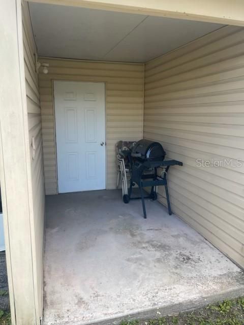 Active With Contract: $84,900 (1 beds, 1 baths, 648 Square Feet)