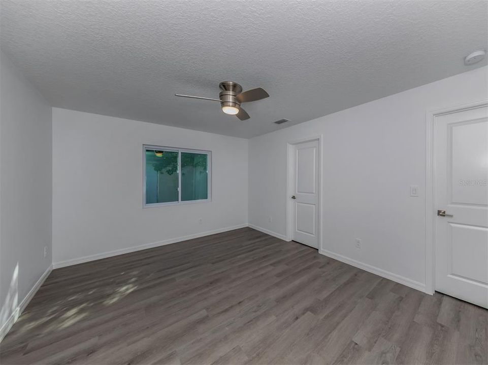 Recently Rented: $2,000 (2 beds, 2 baths, 901 Square Feet)