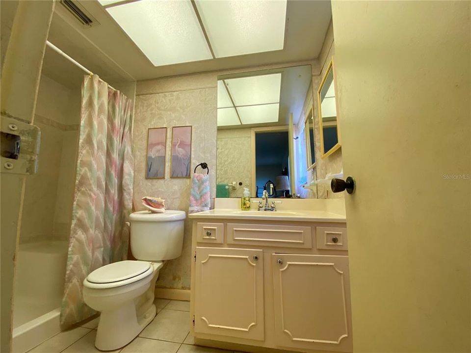 待售: $205,000 (3 贝兹, 2 浴室, 1743 平方英尺)