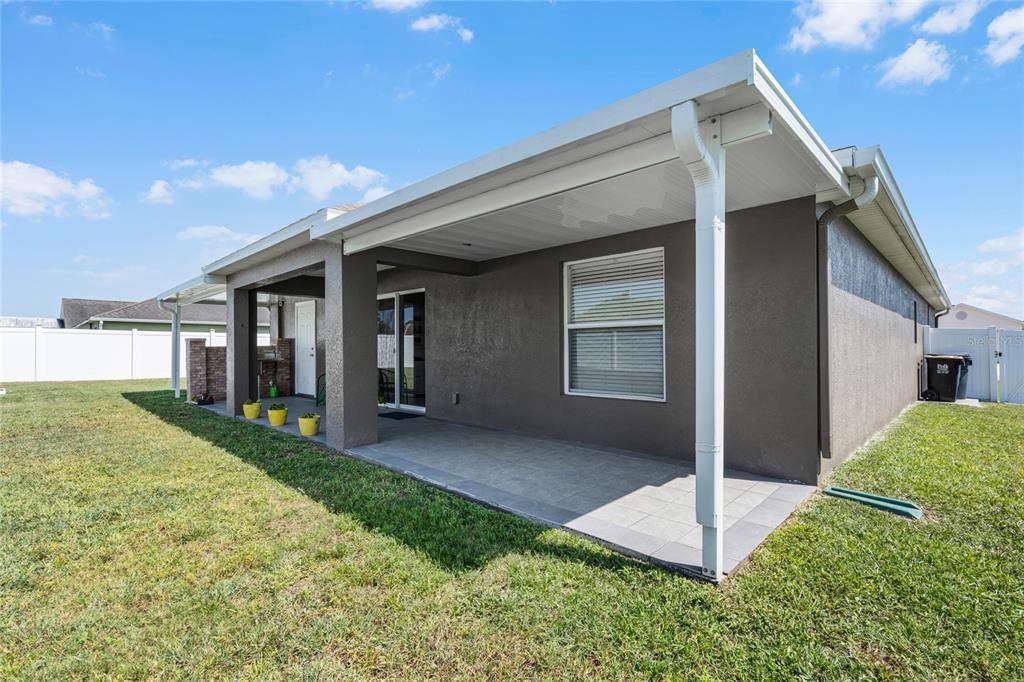 Active With Contract: $340,000 (4 beds, 2 baths, 1556 Square Feet)