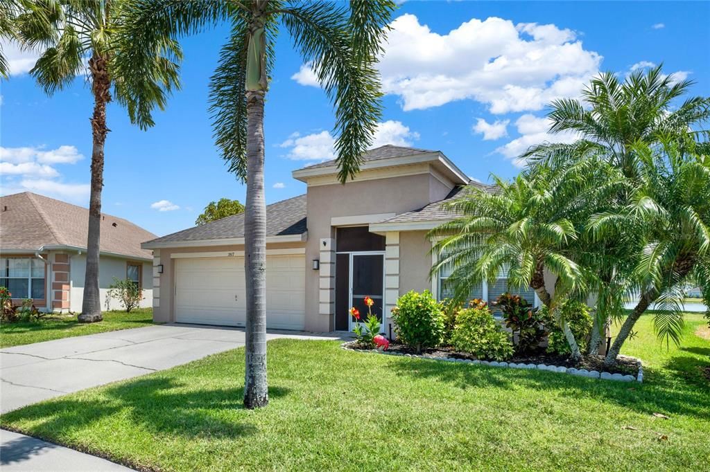Active With Contract: $399,900 (3 beds, 2 baths, 1746 Square Feet)