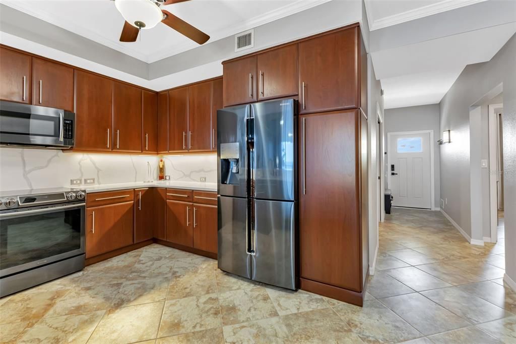 For Sale: $499,900 (3 beds, 2 baths, 1647 Square Feet)