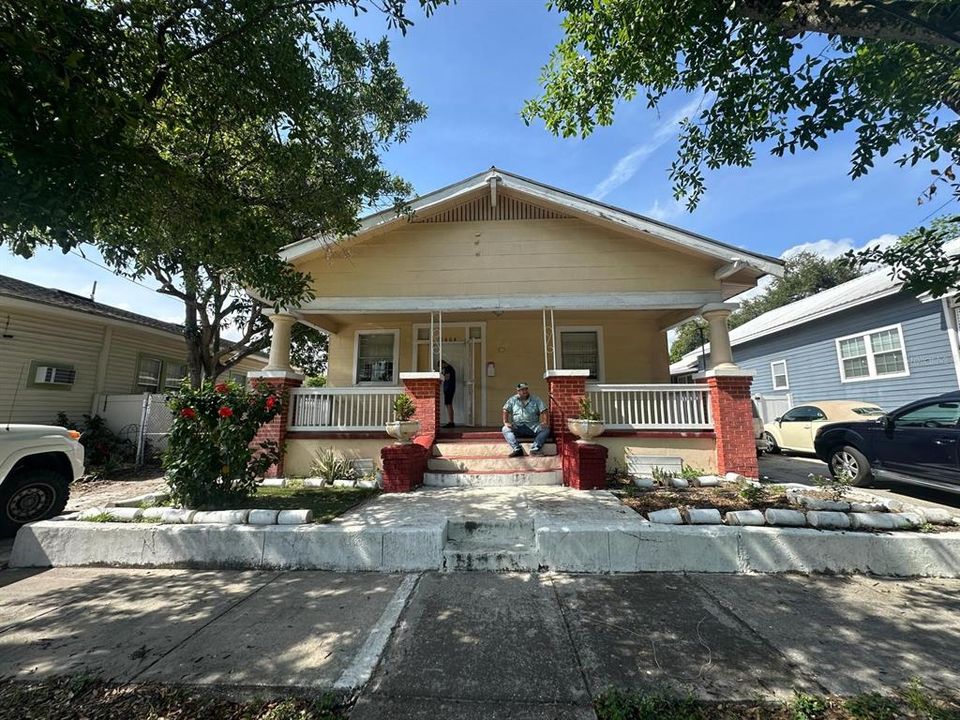 Recently Sold: $249,100 (4 beds, 2 baths, 1288 Square Feet)