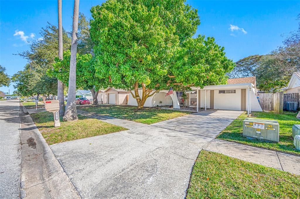 For Sale: $484,900 (3 beds, 1 baths, 1169 Square Feet)