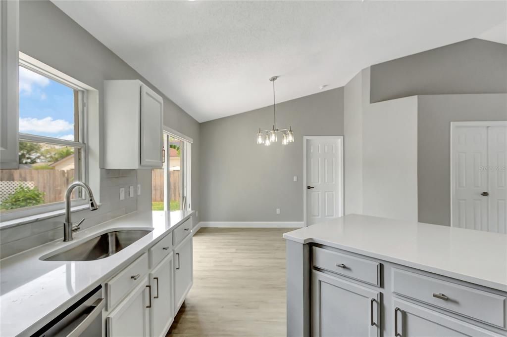 Active With Contract: $369,900 (3 beds, 2 baths, 1870 Square Feet)