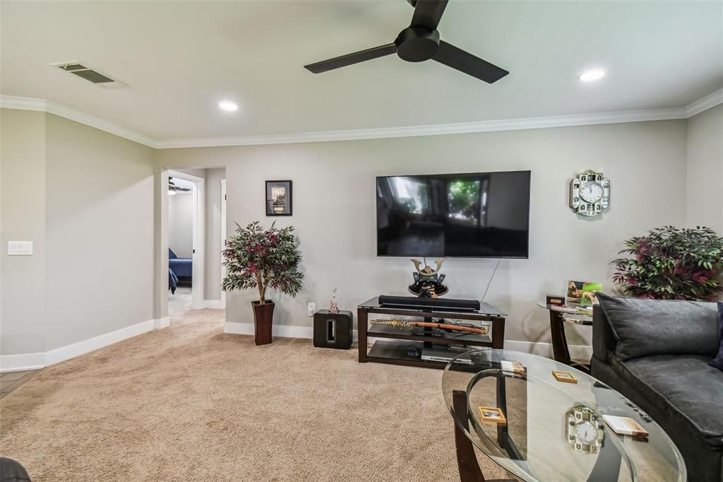 Active With Contract: $439,900 (3 beds, 2 baths, 1798 Square Feet)