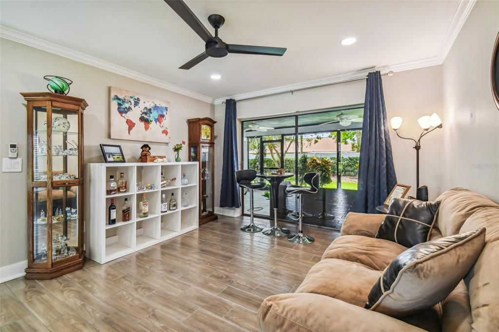 Active With Contract: $439,900 (3 beds, 2 baths, 1798 Square Feet)