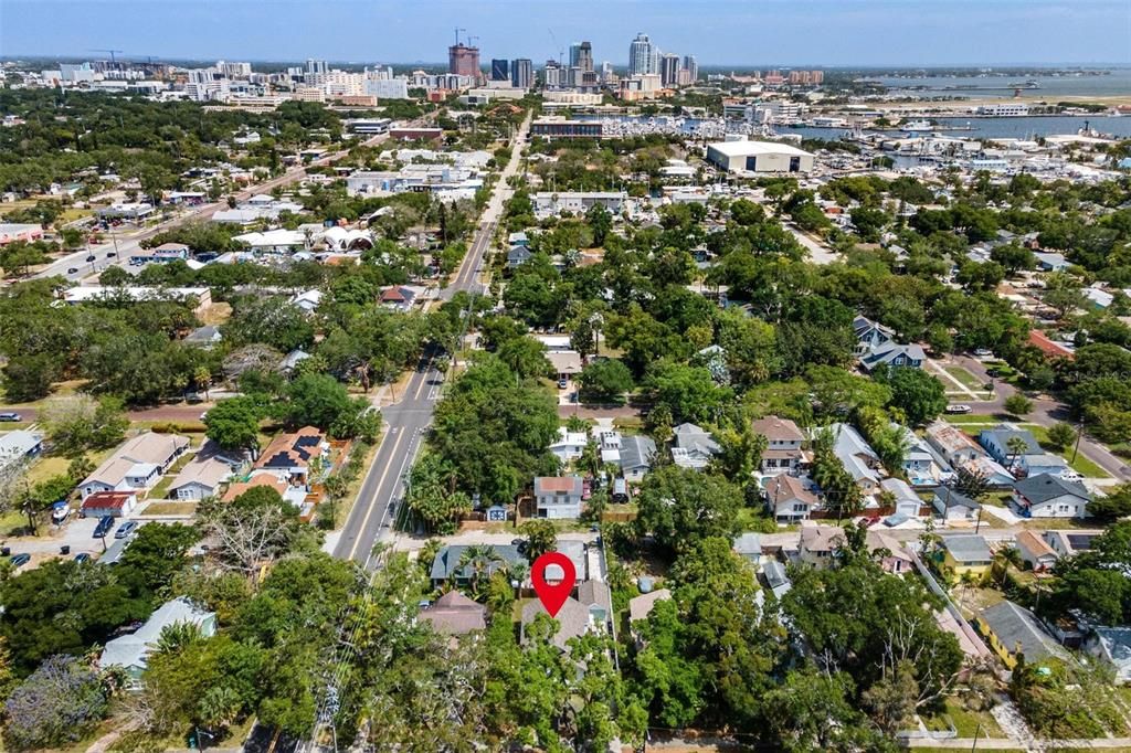 One of the great features of living in Old SE is the proximity to downtown, USF, St Pete College, the Bay, and several hospitals, along with quick access to I275.