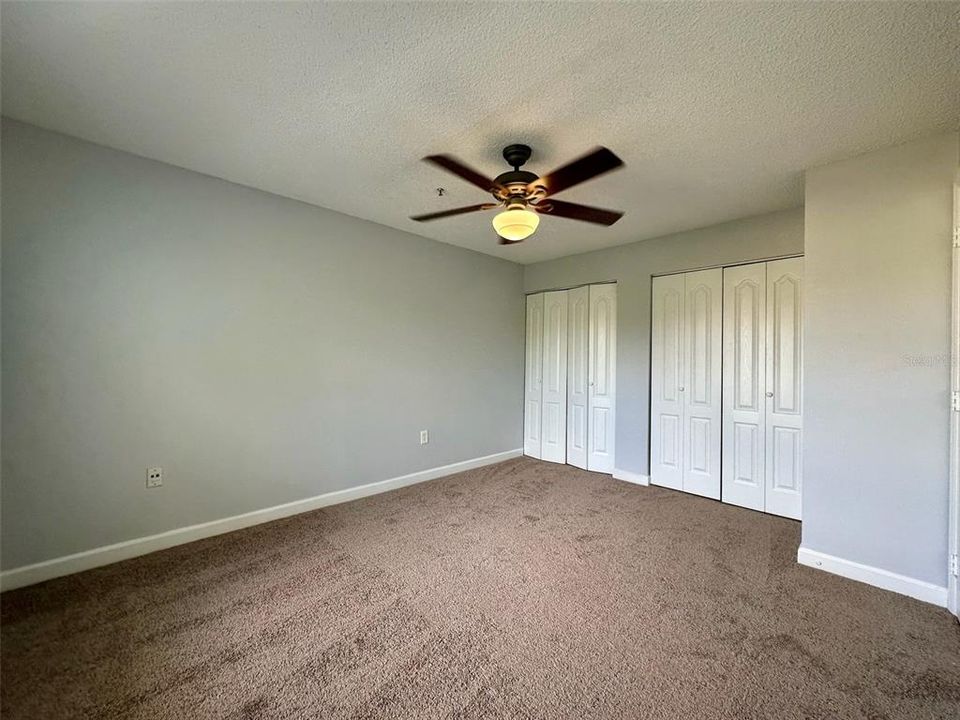 For Rent: $1,850 (3 beds, 2 baths, 993 Square Feet)