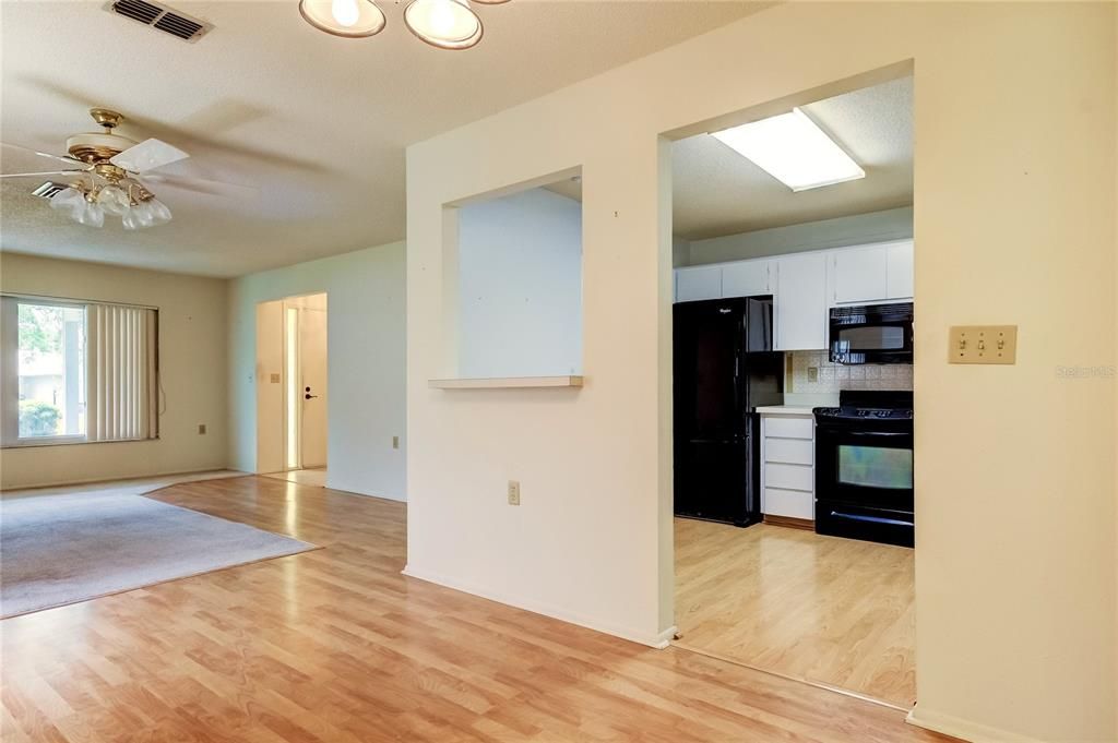 For Sale: $205,000 (2 beds, 2 baths, 1503 Square Feet)