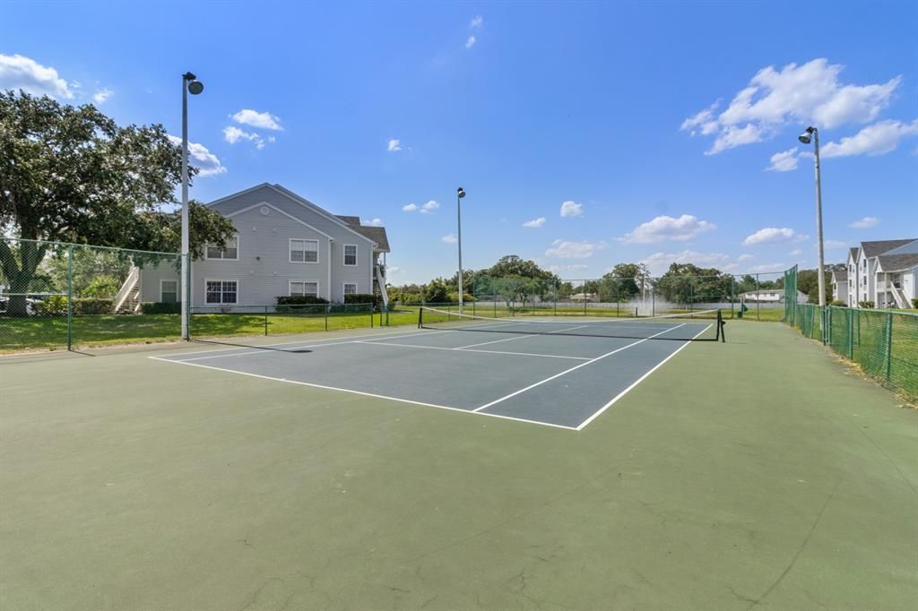 Community tennis court