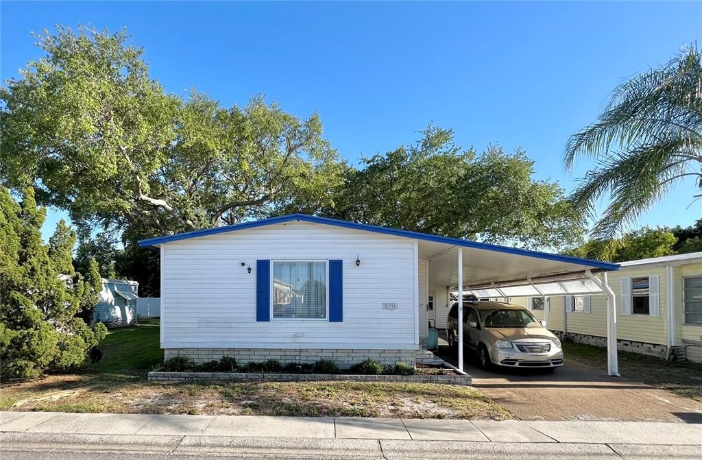 Active With Contract: $149,900 (2 beds, 2 baths, 1364 Square Feet)