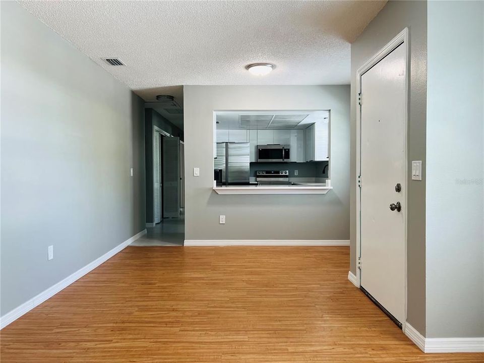For Rent: $2,600 (3 beds, 2 baths, 1116 Square Feet)