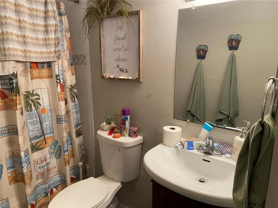 2nd Bathroom