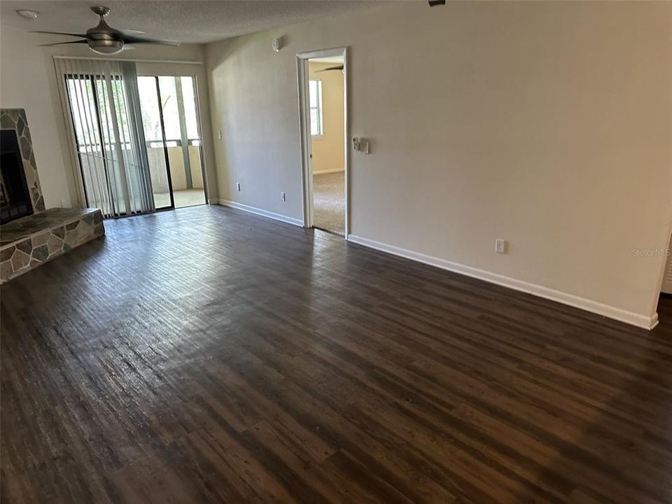 For Sale: $165,000 (3 beds, 2 baths, 1412 Square Feet)
