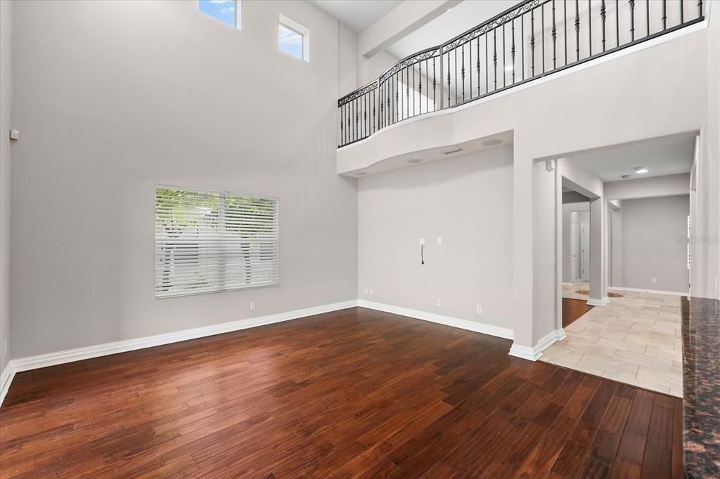 Active With Contract: $569,000 (4 beds, 3 baths, 3060 Square Feet)