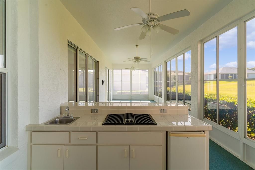 For Sale: $100,000 (3 beds, 2 baths, 2286 Square Feet)