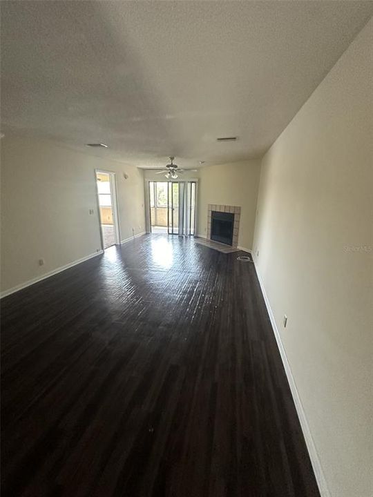 For Sale: $140,000 (2 beds, 2 baths, 1115 Square Feet)