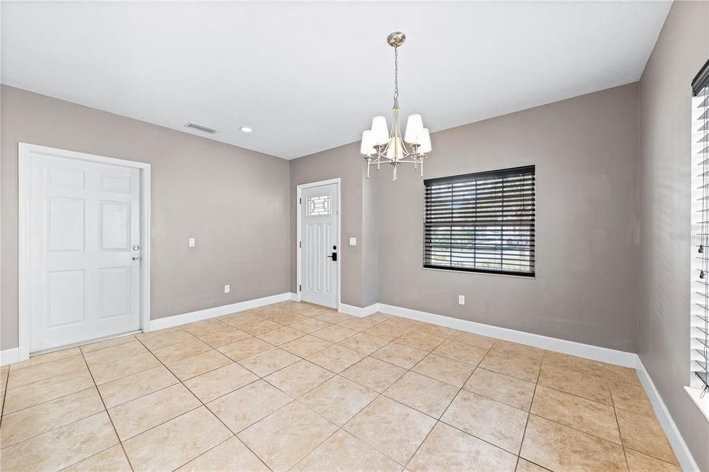 For Sale: $449,000 (3 beds, 2 baths, 1592 Square Feet)
