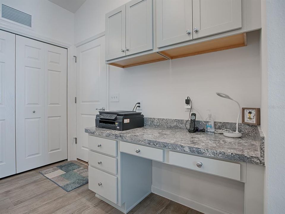 For Sale: $310,000 (2 beds, 2 baths, 1240 Square Feet)