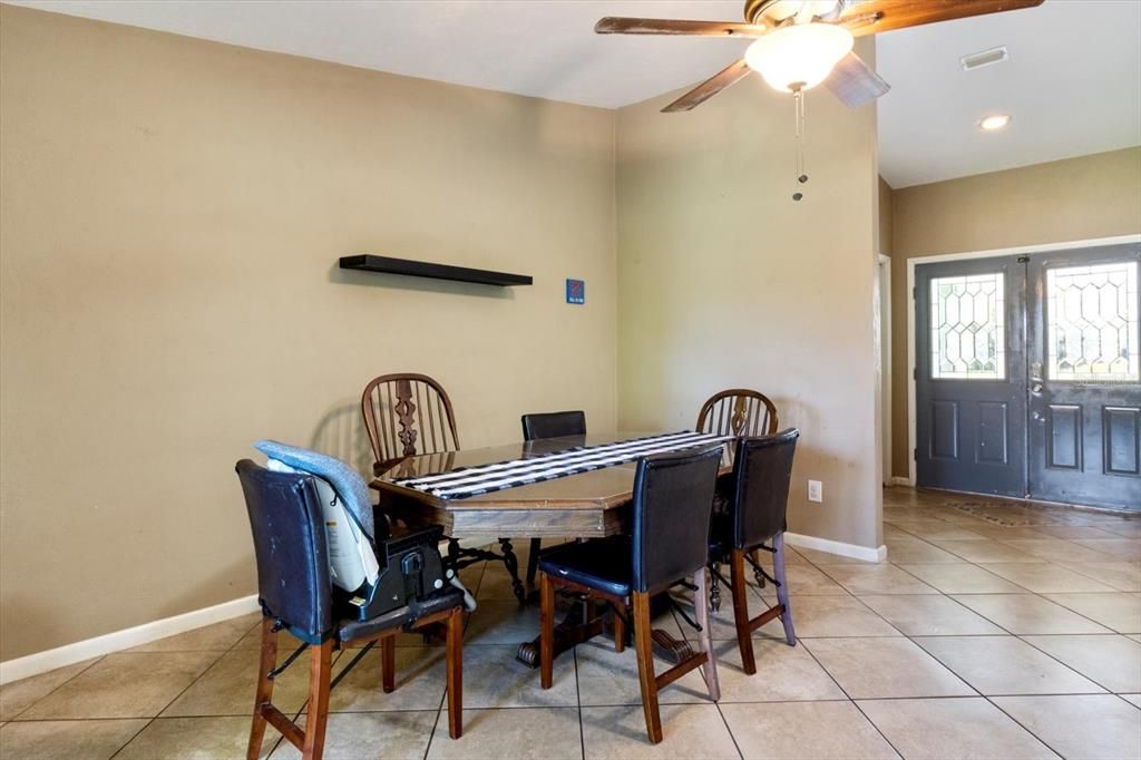 For Sale: $230,000 (2 beds, 3 baths, 1507 Square Feet)