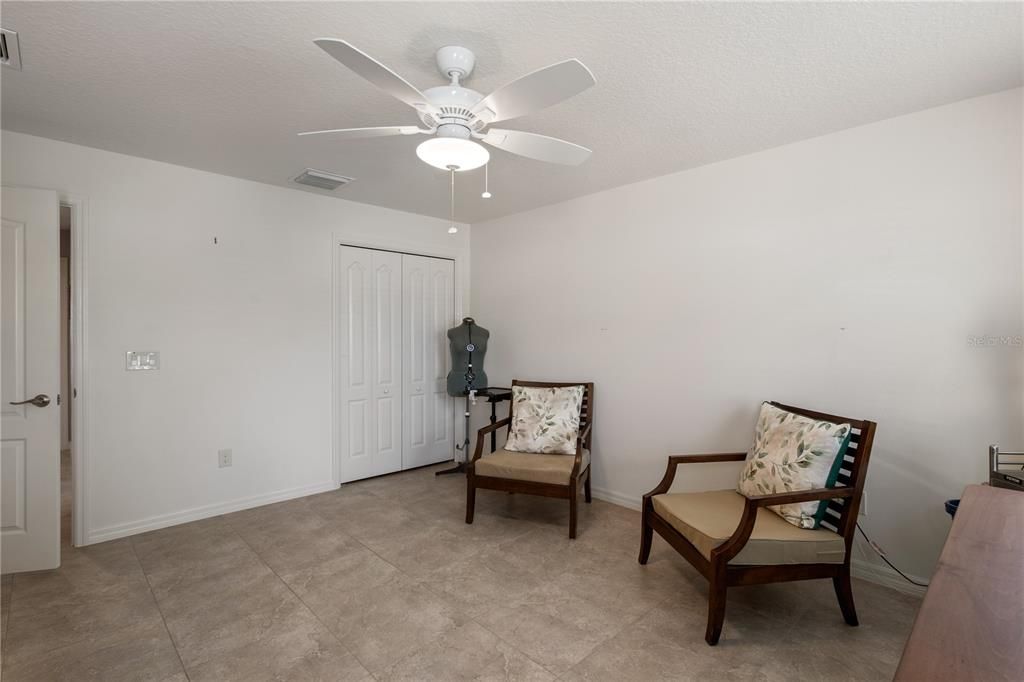 Active With Contract: $450,000 (3 beds, 2 baths, 1704 Square Feet)