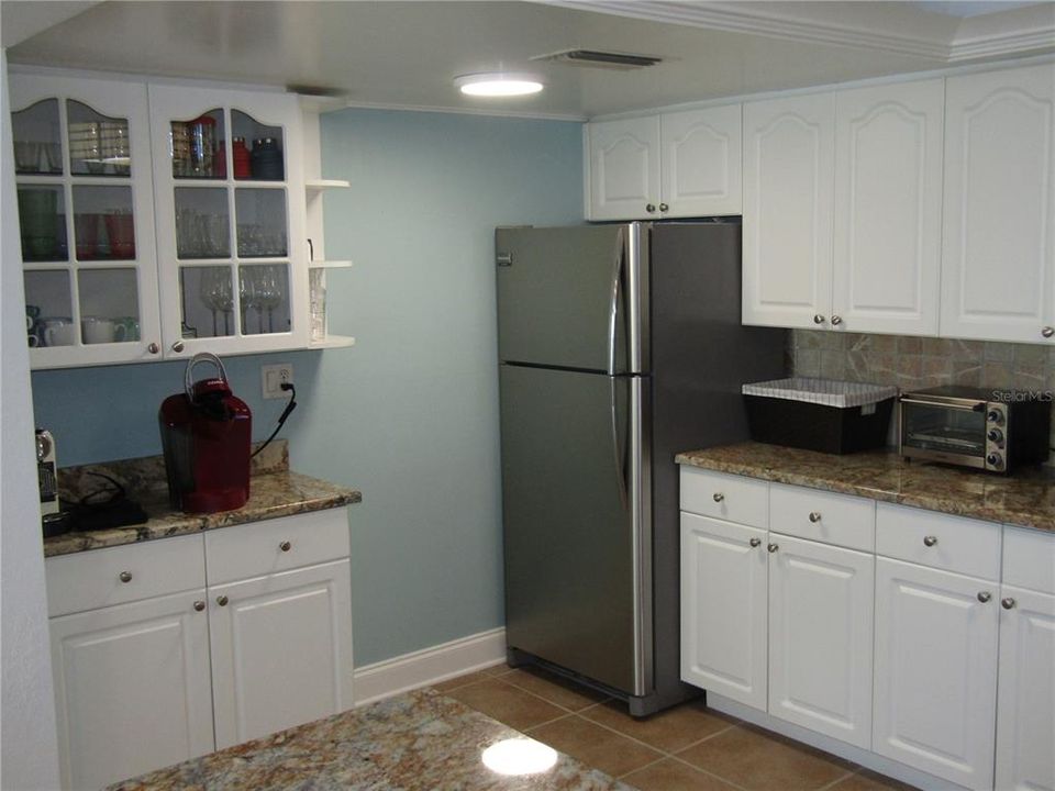 For Rent: $3,750 (2 beds, 2 baths, 1298 Square Feet)