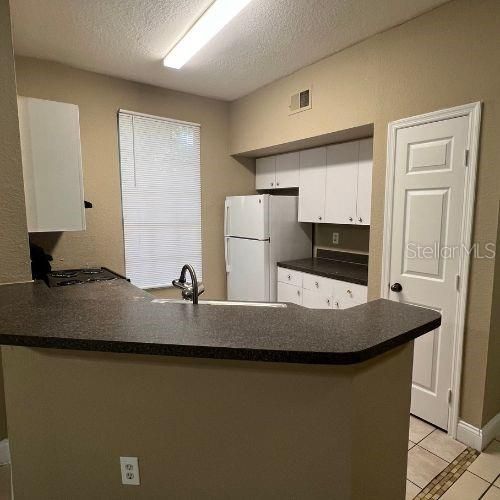 For Rent: $1,650 (2 beds, 2 baths, 1051 Square Feet)