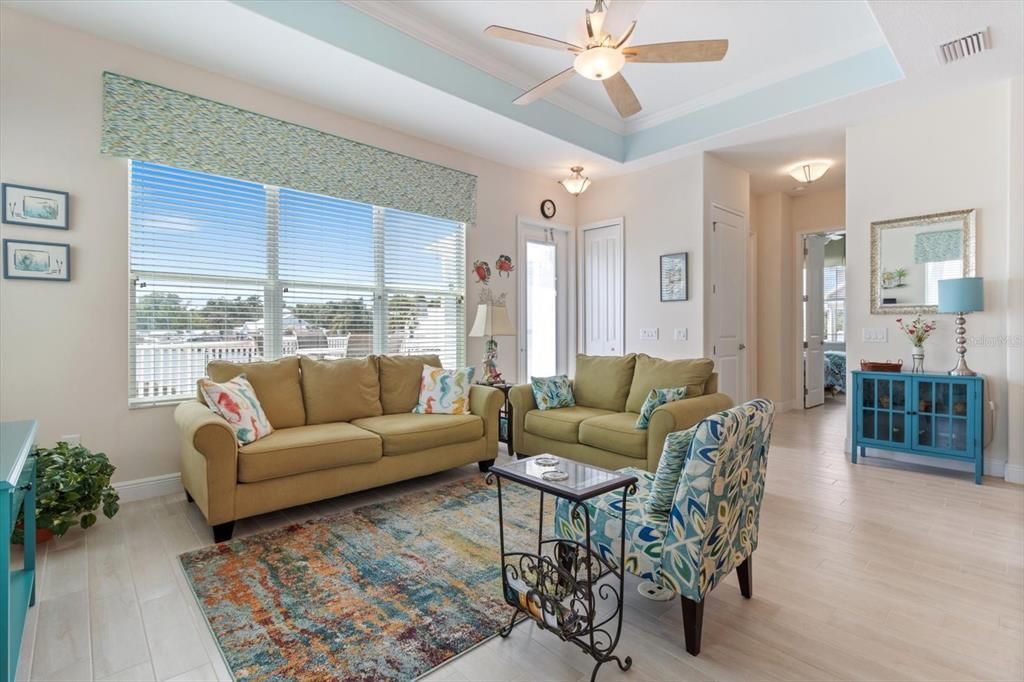 Active With Contract: $899,000 (3 beds, 2 baths, 1285 Square Feet)